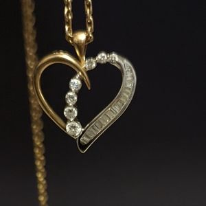 Diamond heart necklace 14k gold